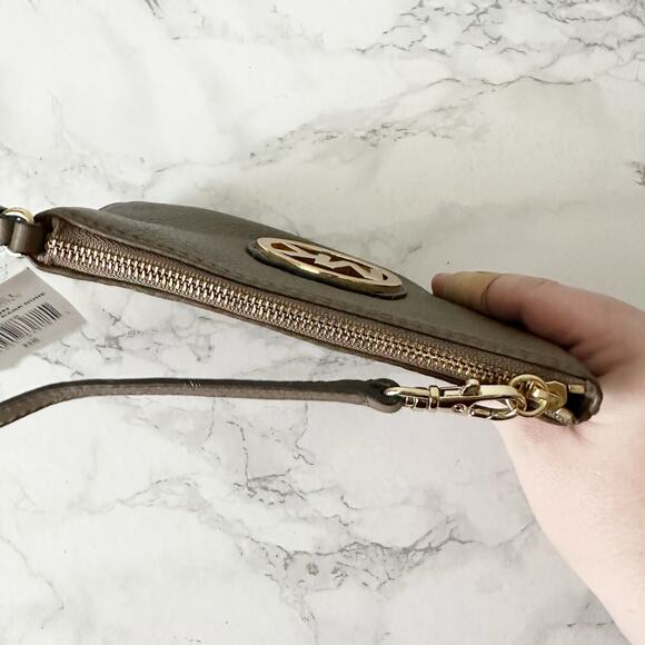 Michael Kors Fulton Dark Dune Top Zip Leather Wristlet Goldtone Hardware - Picture 5 of 10